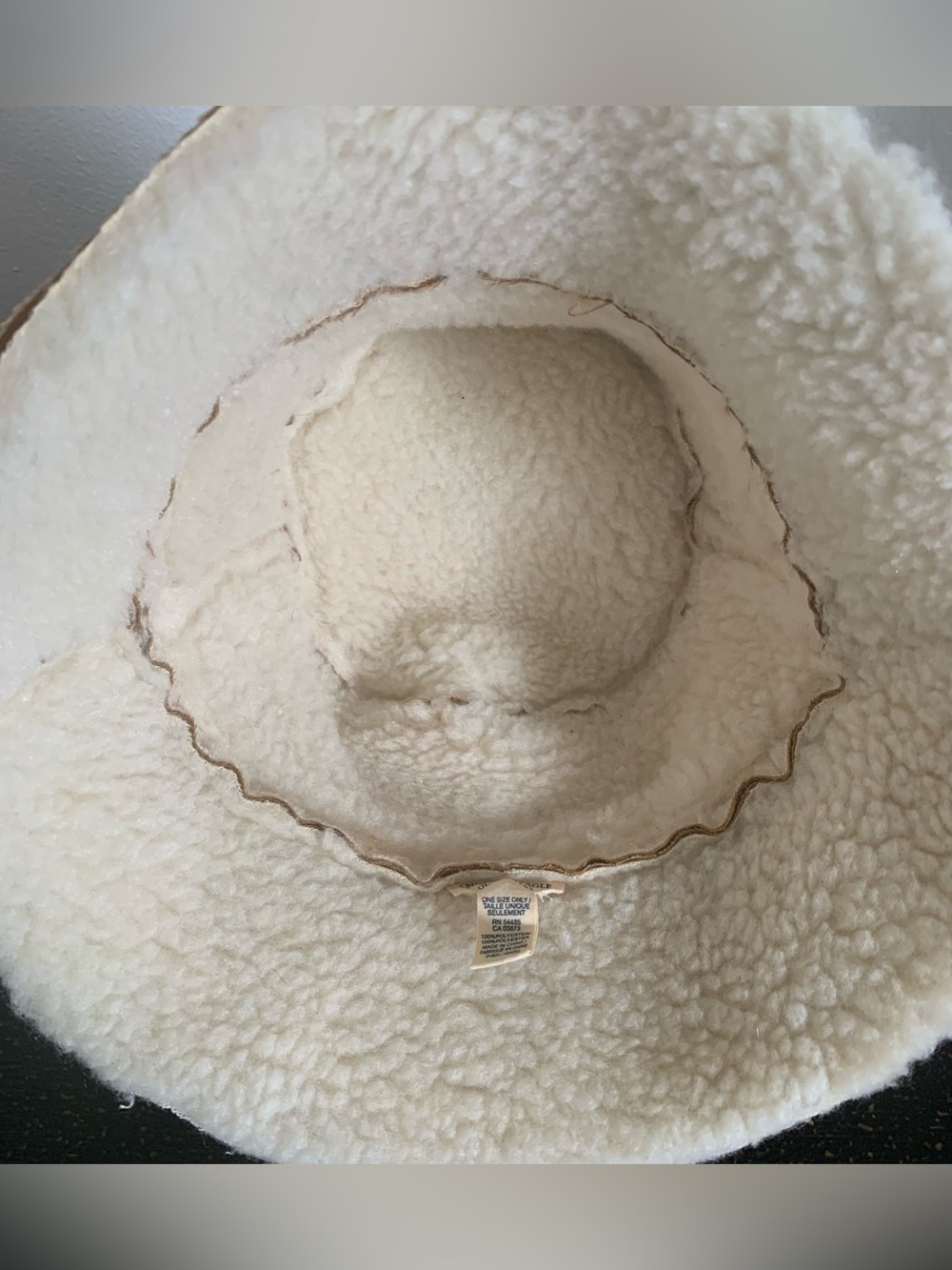 Vintage AE Tan Faux-Suede Bucket Hat with Cream Trim - Picture 5 of 9